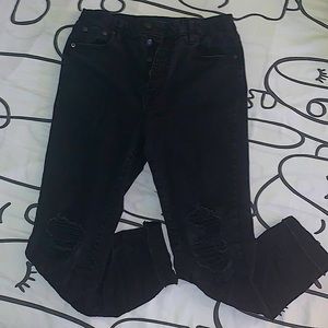 12R Black Aeropostale “super high rise curvy jegging”